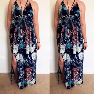 French Kiss Maxi Dress size L